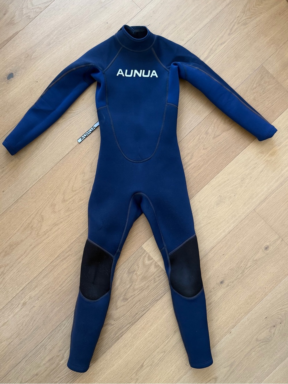 AUNUA Kids Navy Full Body Wetsuit. Size 8.